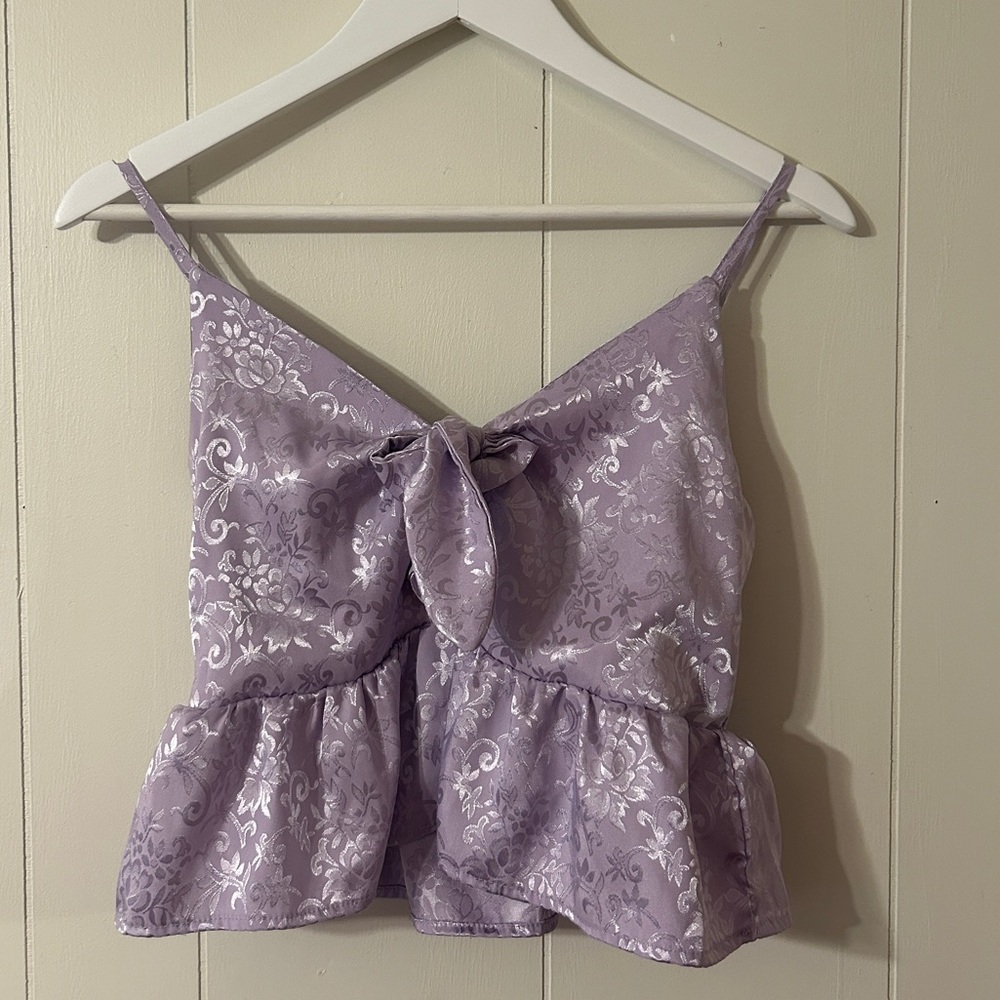 Purple Metallic Top in Size M💜🪻